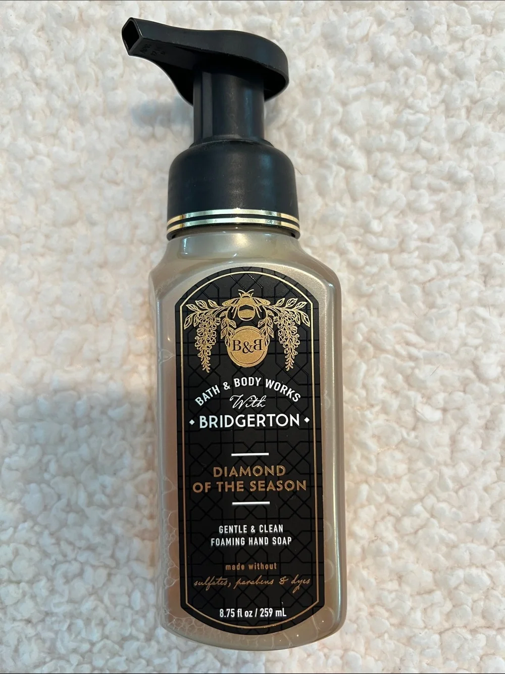 Bath & Body Works Bridgerton Gentle & Clean Foaming Hand Soap -  Peach - 8 ounce